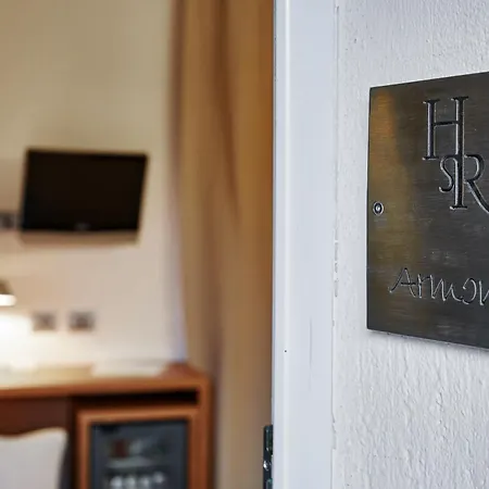 Отель San Rocco Hotel Сканцорошате