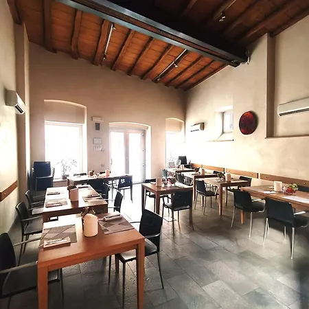 San Rocco Hotel Сканцорошате